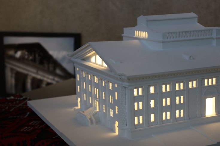 A model of the theatre in Mariupol