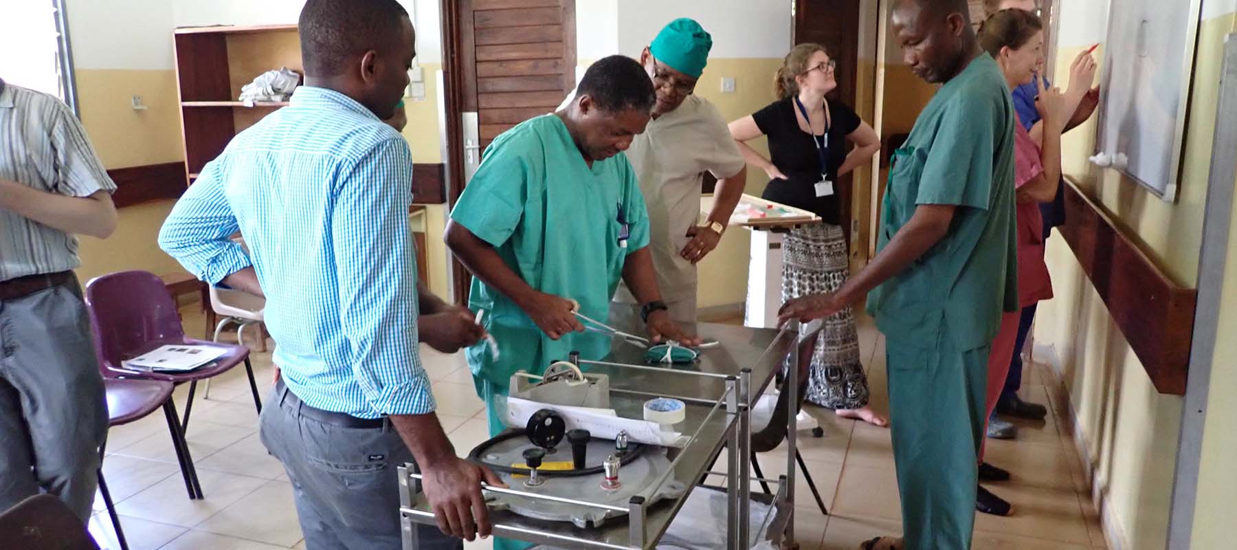 Medics working together in Tanzanian hospital